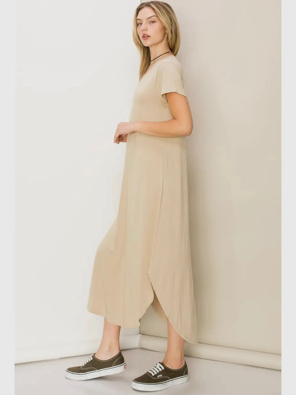 Caffe Latte V-Neck Midi Tee Dress